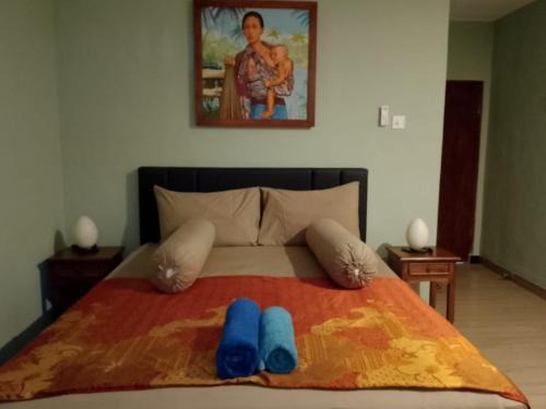 Legian House | Ellenbrook Rooms 18 by Mulia Cottage
