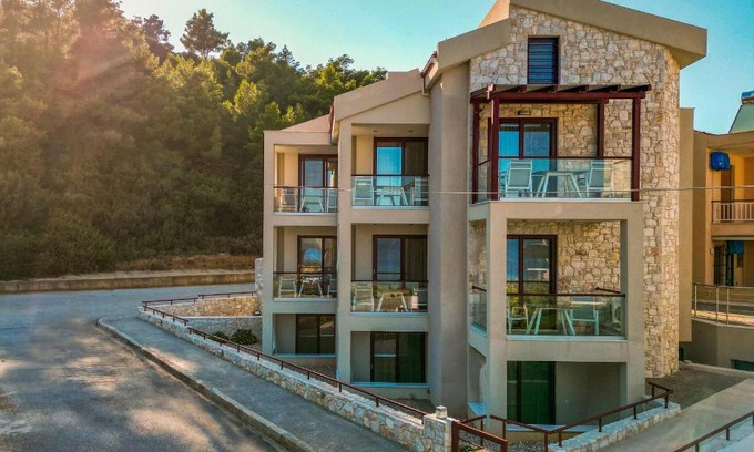 Nea Propontida Apartment | Elpiniki Luxury Rooms