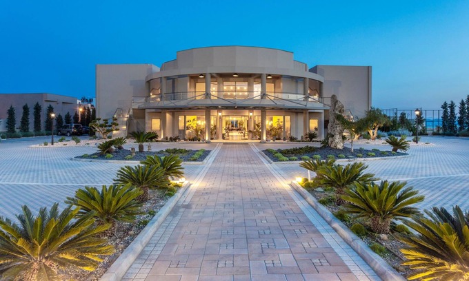 Akovitika Hotel | Elysian Luxury Hotel & Spa