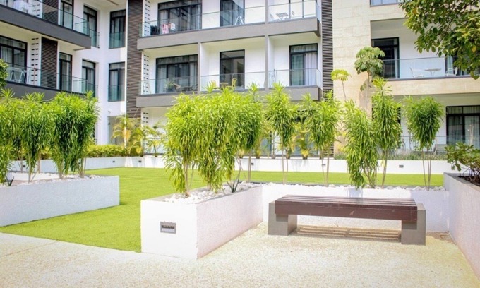 Cantonments Apartment | Embassy gardens luxury by Cozy