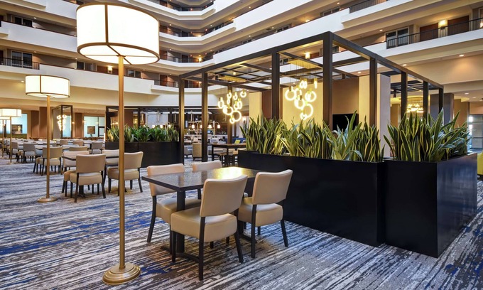 Montgomery Hotel | Embassy Suites by Hilton Montgomery Hotel & Conference Ctr