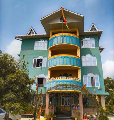 Rumtek House | Emerald Paradise Homestay
