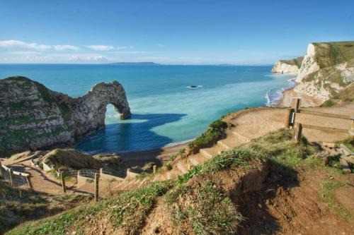 Holworth House | Emma's Sea View 2-bedroom caravan at Durdle Door near Wareham Dorset