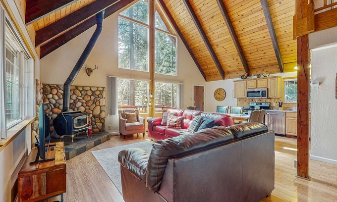 Pioneer Trail Ski Chalet | Enchanting alpine chalet with lots of room, deck, & grill - prime location