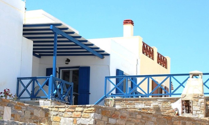 Vari House | Endless Blue from Syros - Fabrika House 2