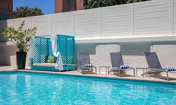 Dupont Circle Hotel | Enjoy a Hassle-Free Stay! Close to Walter E. Washington Convention Center