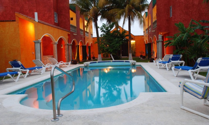 Colonia 10 De Abril Villa | Enjoy Mexican Colonial Style, with all the modern conveniences.