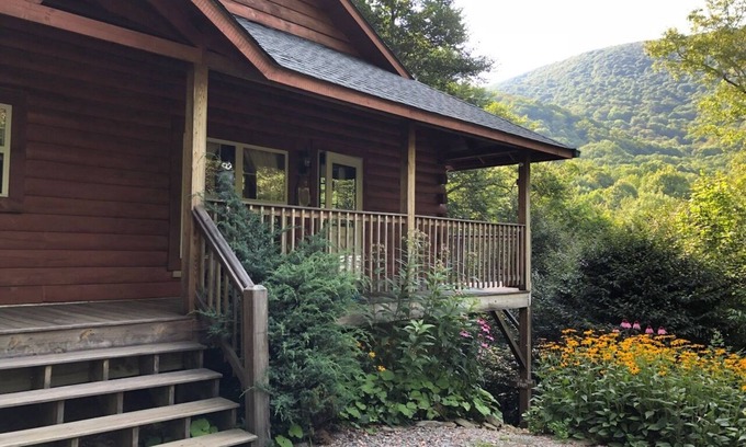 Zionville Cabin | Enjoy peaceful beauty with View, Hot Tub, Privacy, pet friendly!
