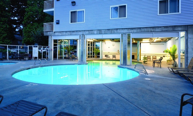 Birch Bay Resort | Enjoy the bay in style!