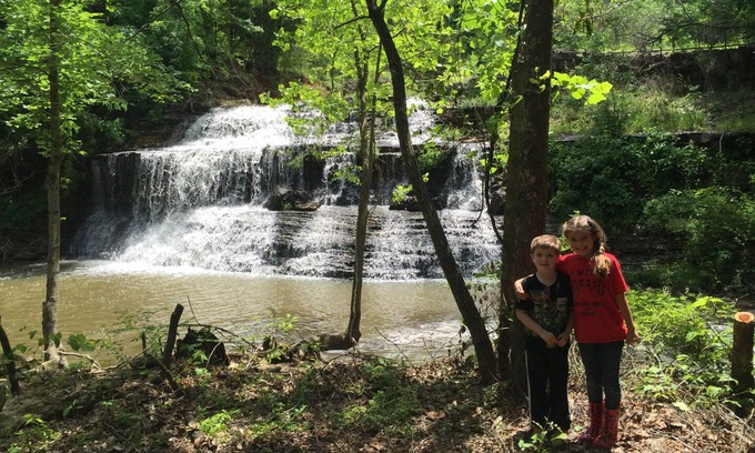 Perryville House | Enjoy Your Own Private 17 Acre Lake At The Taylor Lodge
