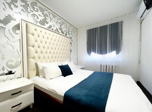 Dnipro Hotel | Enrico