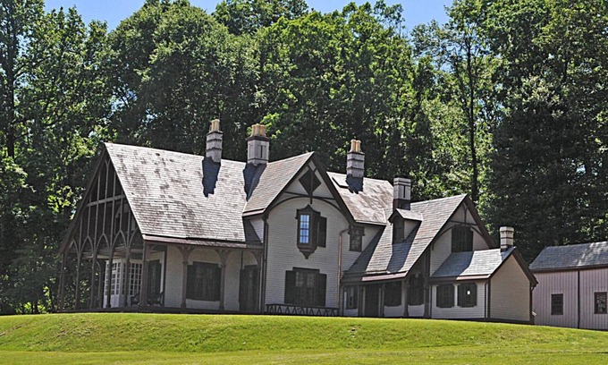 Parsippany House | Ensuring a Very Comfortable & Memorable Stay! Free Parking, Pets Allowed