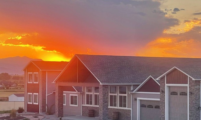 Longmont House | Entertaining paradise with game room, hot tub, & incredible mountain views!