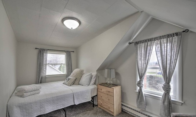 Highland House | Entire Apartment Near Hospitals 80/94 B Richard Upstairs