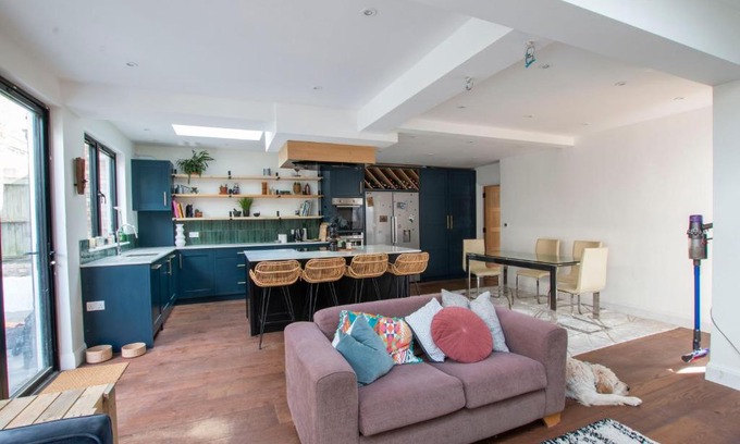 Tooting House | Entire home! Newly-renovated, 4 bedrooms, Tooting