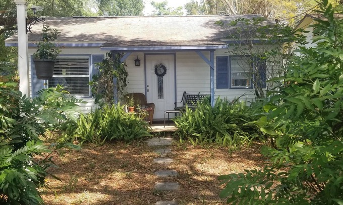 Disston Heights House | Entire house, fully furnished