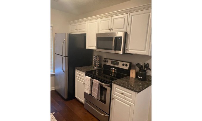 Augusta House | Entire Immaculate 2br/2ba in Amazing Location!