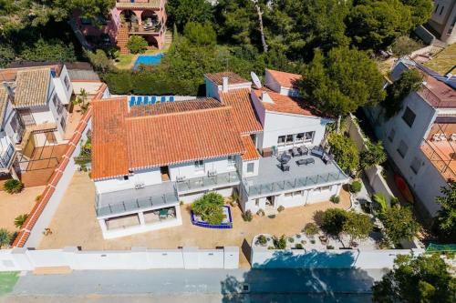 Orihuela Costa Villa | Entire Large Villa next to Award-winning beach