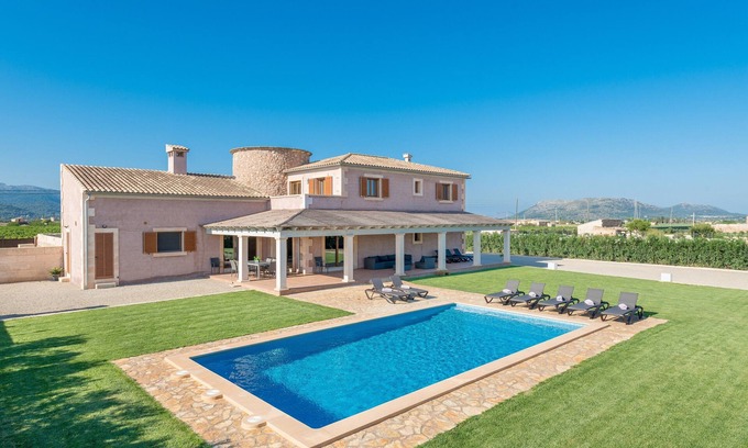 Sa Pobla Villa | ES MOLI D'EN SION - Villa with private pool in Sa Pobla. Free WiFi