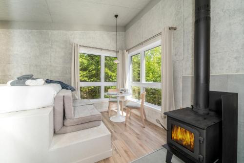 Portneuf Regional County Municipality Cabin | Escale au Lac