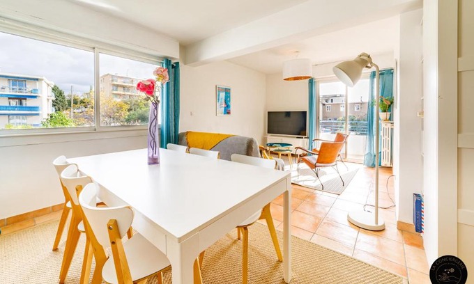 Le Mourillon Apartment | Escapade lumineuse, à 5 min de la plage et du port