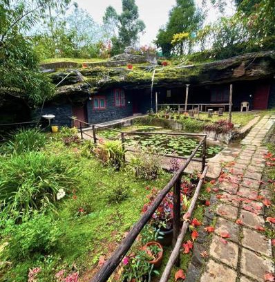 Kanthalloor House | Escape Natural Farm Stay - Cave
