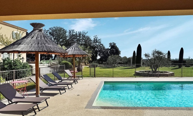 Aureille House | Escape to a peaceful vacation villa in the Alpilles in the middle of a large, landscaped garden.