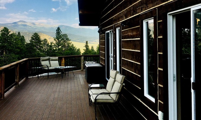 Twin Lakes Cabin | Escape to the Wilderness at Mt Massive Lodge