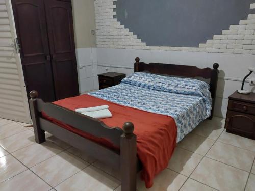 Centro House | Espaço básico e funcional, com 2 ambientes, sem fogão, Zona Nobre, estacionamento coberto