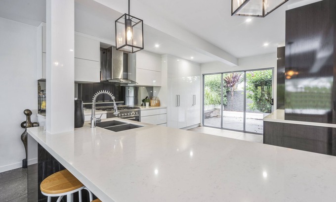 Broadbeach Waters House | Essence House - 4 Bedroom Holiday Home