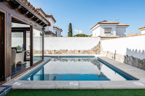Poblado de Sancti Petri Villa | Estribor 25