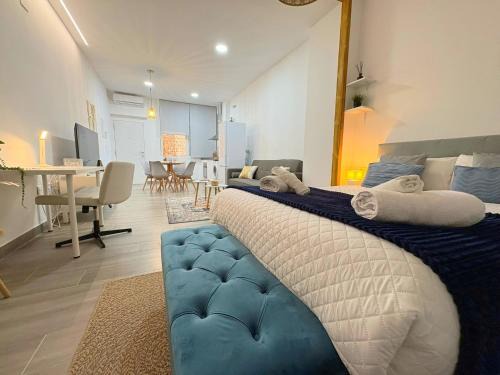 Cruz de Humilladero Apartment | Estudio María Zambrano - A pasos de la estación