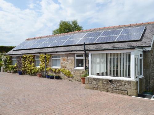 Chathill House | Etive Cottage