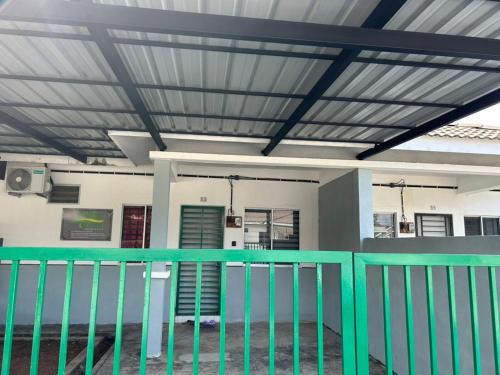 Batu Pahat House | Etosh Homestay 3