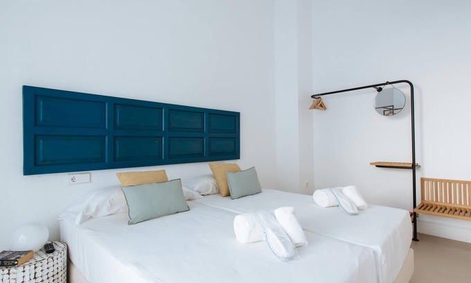 San Julian Apartment | Eva Recommends Castellar 1.2 con piscina