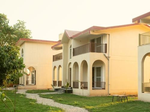 Bail Parao Hotel | Evaan Litchi Orchards and Resorts, Corbett