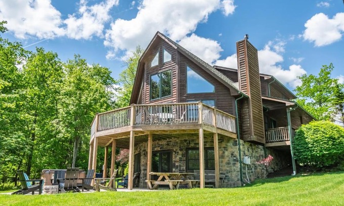Swanton House | Eventide