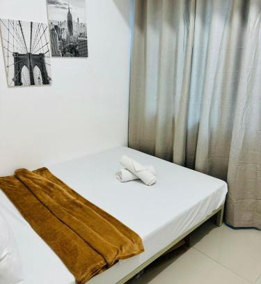 Barangka Ilaya Apartment | Ever Stays at Light Residences 1BR