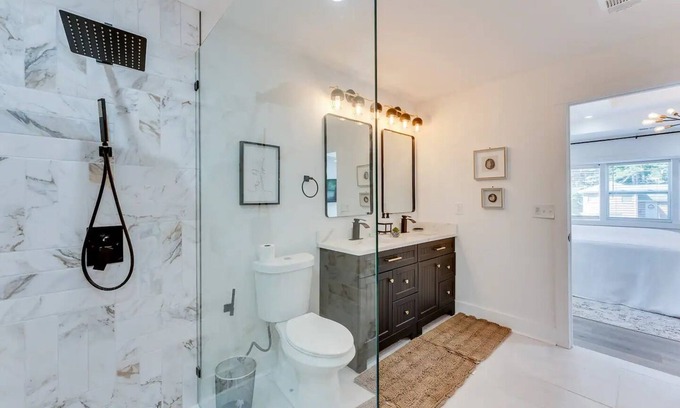 Colonial Homes Apartment | Evergreen Homes