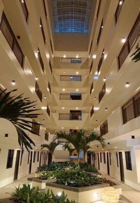 Paranaque Apartment | Eves Urban Haven