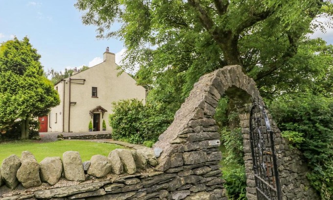 Newland Near Ulverston House | Ewedale Farm
