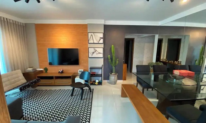 Santa Monica Apartment | Exceptional 3-bedroom Apartment in Uberlândia