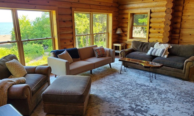Atlantic Mine House | Exceptional Log home on Lake Superior - Near Houghton and Hancock MI