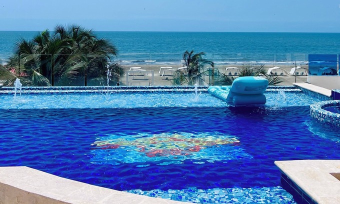 La Boquilla Villa | exclusive beach mansion