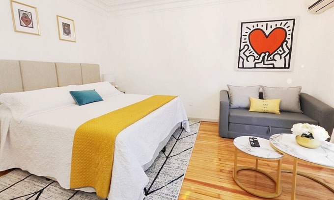 Granada Apartment | Exclusive Suite with Private Bathroom Polanco