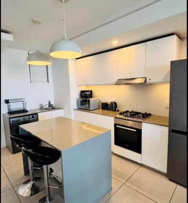 Hillhead Apartment | Exclusive Two Bedrooms Presidential Suite in Coral Point