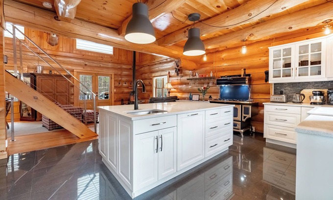 Mauricie Ski Chalet | Experience Nature Wood