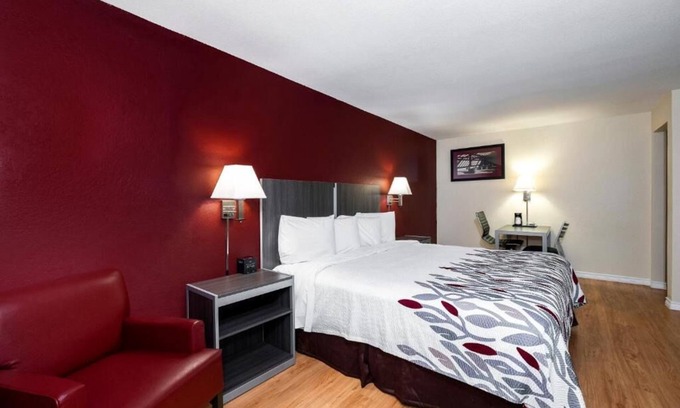 Houston Hotel | Experience Budget-Friendly Comfort Close to Houston's Must-See Attractions