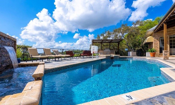 Helotes House | Experience Vista Grande: 4600 sq ft. of Luxury - Heatable Pool and City Views