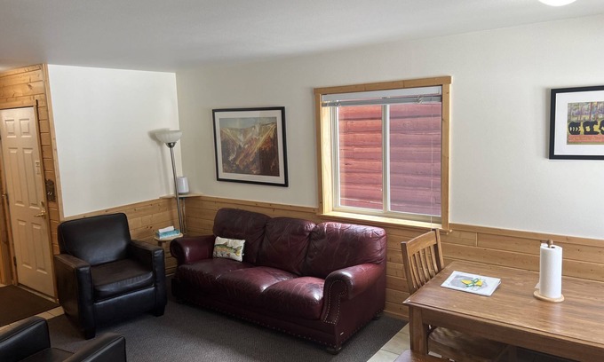 West Yellowstone Cabin | Experience Yellowstone Bliss: Unwind in Comfort & Style at Trout Lake Cabin 128